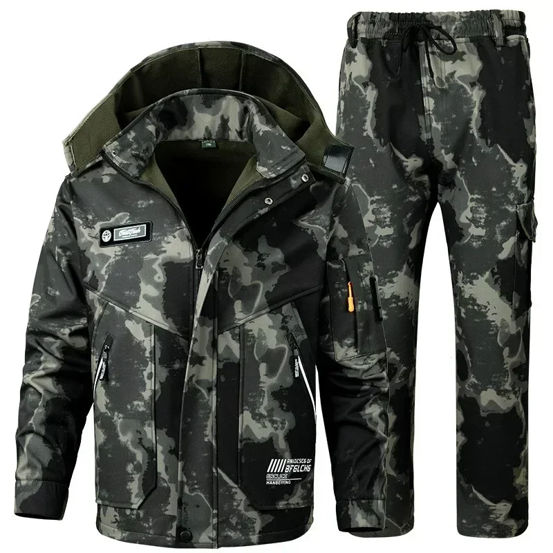 Kurtka turystyczna, uniform, w – Hiking recenzja i cena